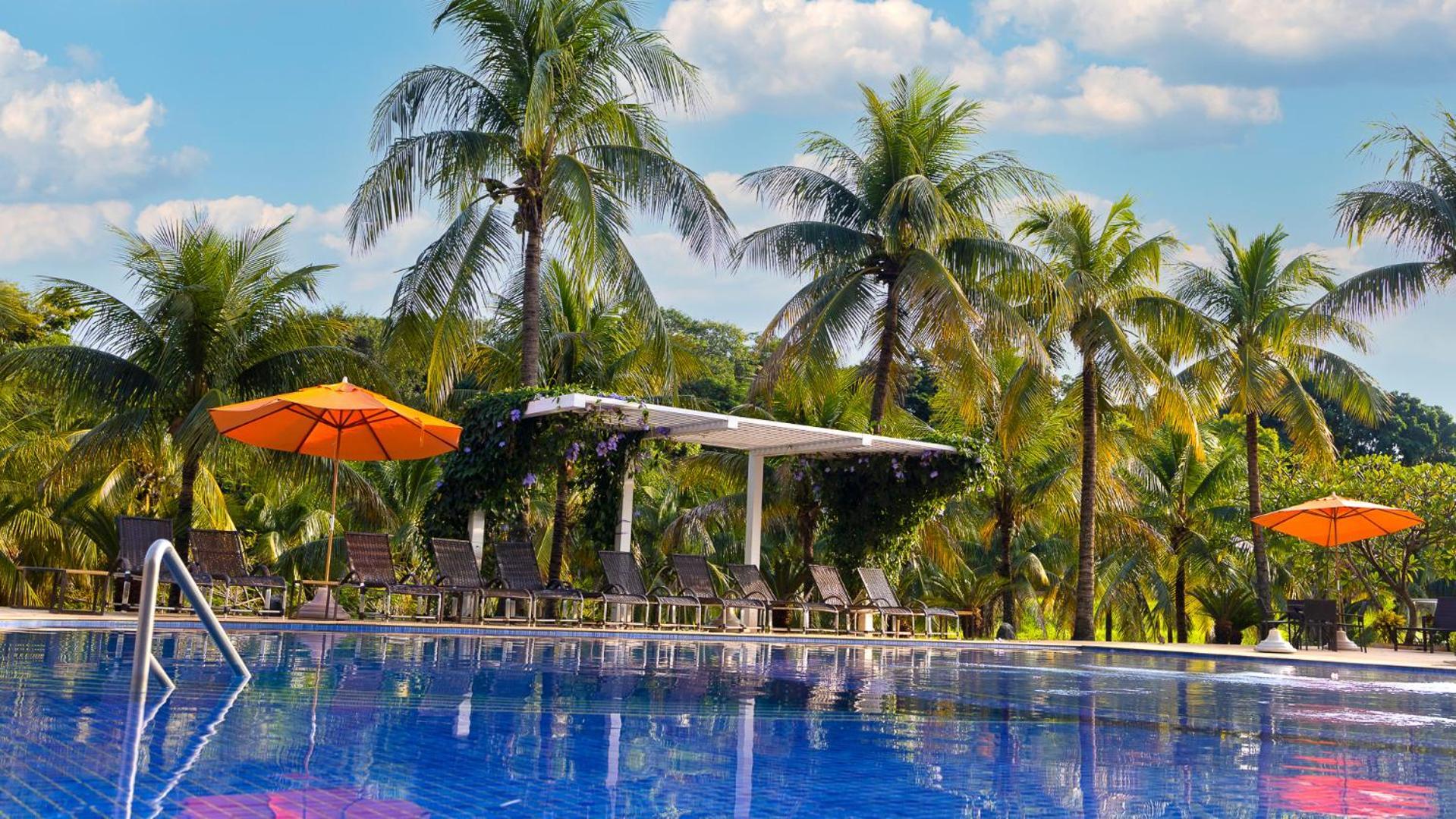 Celebration Resort Olimpia By Hot Beach Exterior photo The swimming pool at the resort