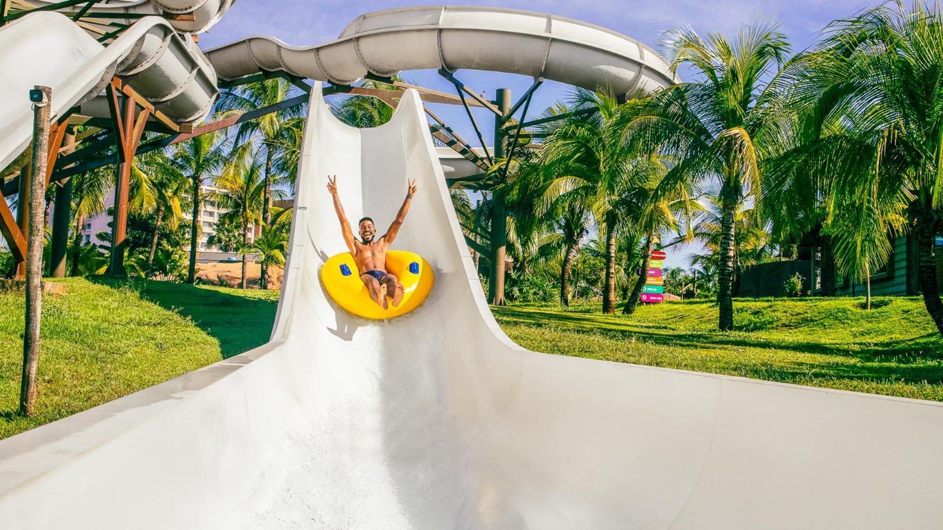 Celebration Resort Olimpia By Hot Beach Exterior photo A water slide