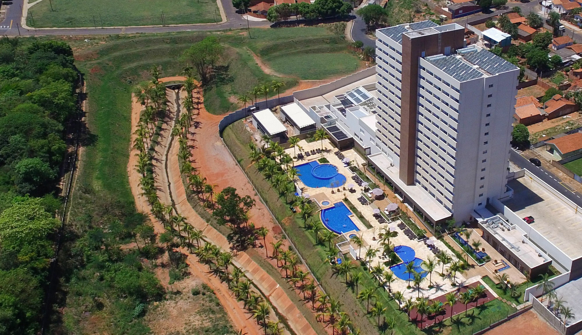 Celebration Resort Olimpia By Hot Beach Exterior photo